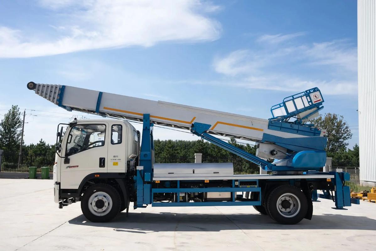 南平云梯上料车租赁费用